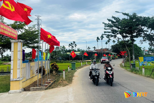 Xã Tam Xuân ra mắt mô hình “Đường cờ kiểu mẫu”