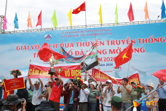 Phường Hòa Cường và phường Hòa Xuân đoạt giải Nhất đua thuyền truyền thống Đà Nẵng mở rộng 2026