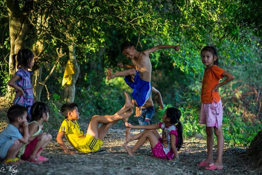 Thương nhớ đồng dao
