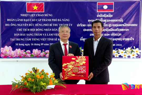 Tiếp tục phát huy vai trò Trung tâm tiếng Việt tỉnh Sê Kông