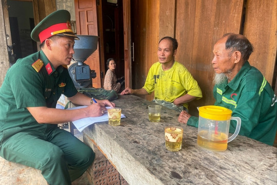 Lần theo dấu tích tìm đồng đội