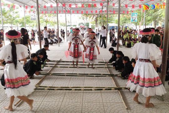 Nỗ lực duy trì sĩ số học sinh