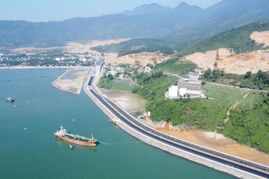Triển khai giải pháp thúc đẩy tăng trưởng kinh tế