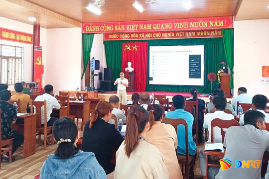 Hơn 100 hộ sản xuất xã Bến Hiên tập huấn kiến thức, kỹ năng thương mại