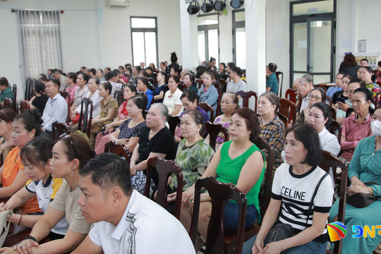 Hơn 300 tiểu thương phường Hòa Cường được tập huấn quy định về đo lường