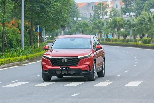 Đánh giá Honda CR-V 2026: Đột phá công nghệ hybrid và giá bán từ 1,039 tỷ đồng tại Việt Nam