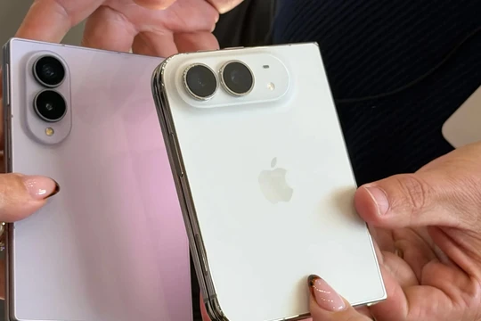 So sánh Galaxy Z Fold8 Ultra và iPhone Duo: Lựa chọn phần cứng vượt trội hay pin bền bỉ?