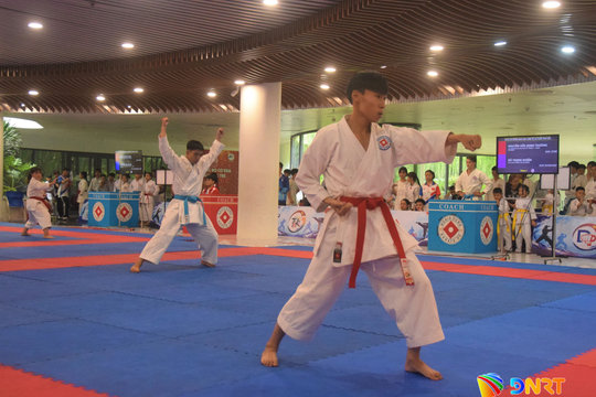 Khơi dậy đam mê karate