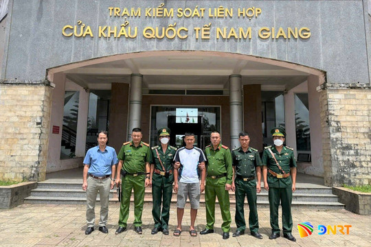 Vận động đối tượng truy nã đặc biệt từ Lào về Việt Nam đầu thú