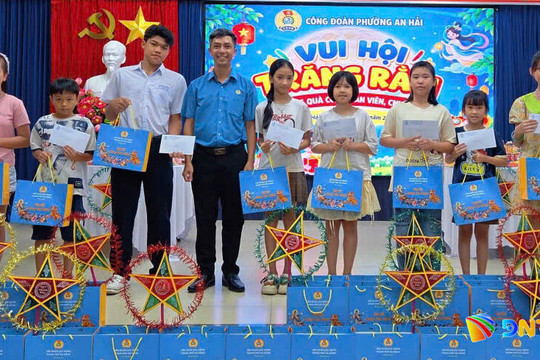 Công đoàn phường An Hải tặng 300 suất quà Trung thu cho con đoàn viên, người lao động
