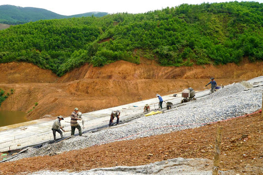 Bảo đảm an toàn hồ, đập mùa mưa bão