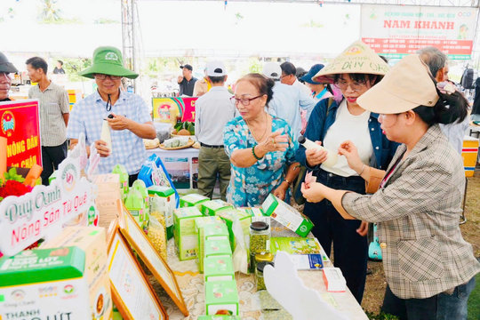 Nữ giám đốc hợp tác xã “đánh thức” tài nguyên bản địa