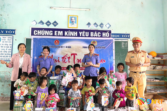 Chương trình thiện nguyện “Vui Tết Trung thu” đến với học sinh xã Bến Giằng