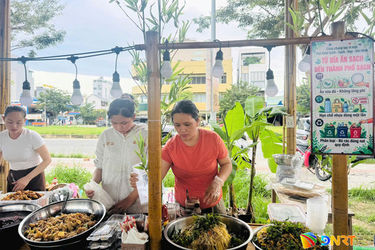 “Từ đĩa ăn sạch đến thành phố sạch”