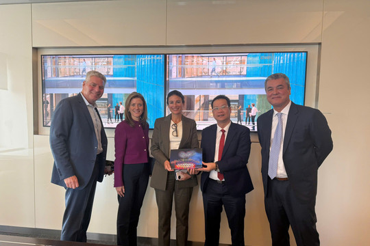 Da Nang fosters cooperation with US partners
