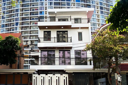 Cá nhân hóa không gian sống: Khi hệ cửa trở thành điểm nhấn trong kiến trúc hiện đại