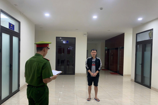 Bắt tạm giam đối tượng chiếm đoạt 30.000 USD rồi bỏ trốn