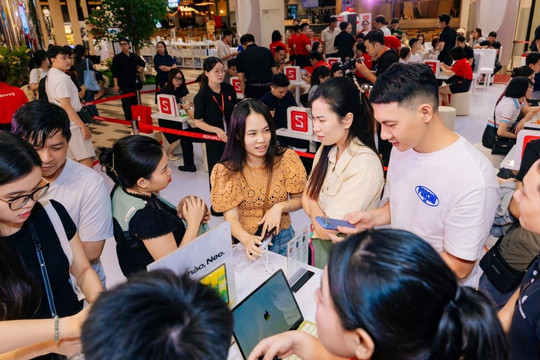 iPhone 18 Series và ipad A16 liên tục “cháy hàng" tại CellphoneS