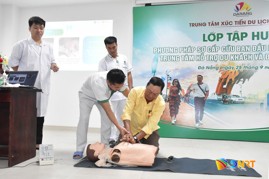 Nâng chất nhân lực phục vụ du lịch: Đào tạo để nâng chuẩn