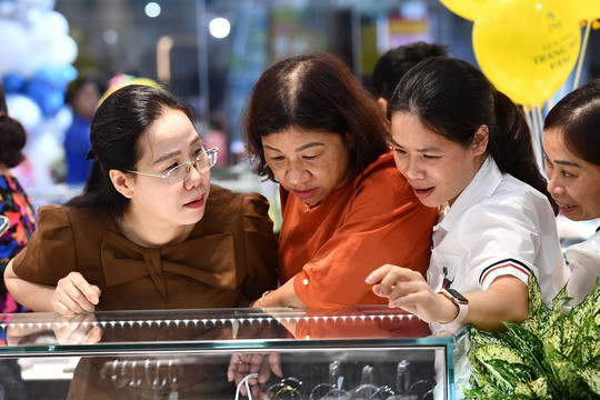Giá vàng hôm nay chiều 2/10/2026: Chốt bảng giá vàng SJC BTMC, BTMH, DOJI