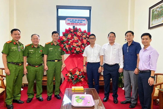 Phường An Hải thăm, chúc mừng lực lượng Cảnh sát phòng cháy, chữa cháy và cứu nạn, cứu hộ