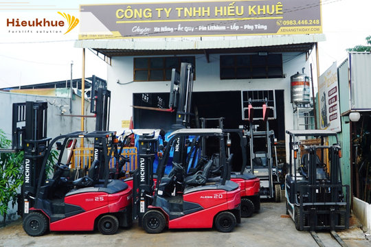 Xe nâng Hiếu Khuê - Giải pháp nâng hạ toàn diện cho doanh nghiệp sản xuất, kho vận