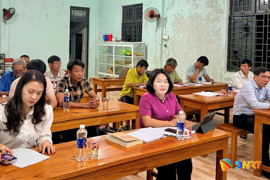 100% đảng viên xã Tiên Phước cài đặt ứng dụng Sổ tay đảng viên điện tử