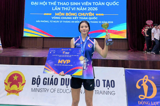 Cô gái Ca Dong theo đuổi đam mê bóng chuyền