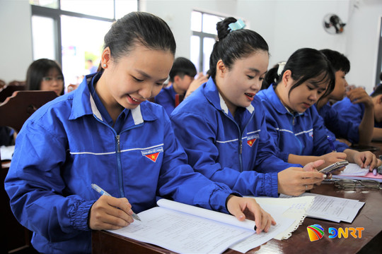 Phường Hương Trà tập huấn ứng dụng AI và chuyển đổi số cho cơ sở