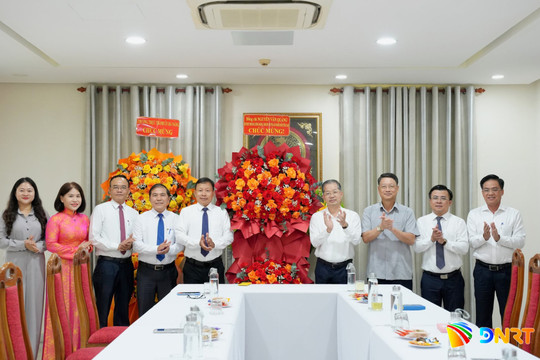 Ban Tổ chức Thành ủy Đà Nẵng kỷ niệm 96 năm Ngày truyền thống ngành Tổ chức xây dựng Đảng (14/10)