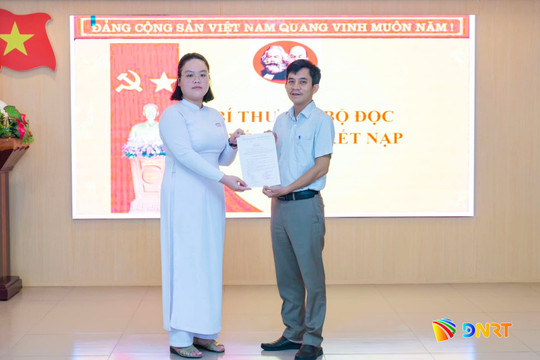 Phát hiện sớm, bồi dưỡng thực chất để tạo nguồn đảng viên trẻ