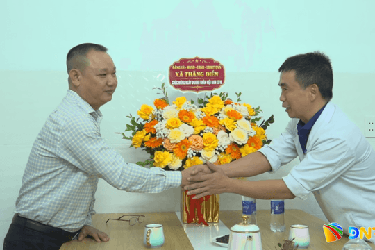 Lãnh đạo xã Thăng Điền động viên doanh nghiệp, hợp tác xã tiêu biểu