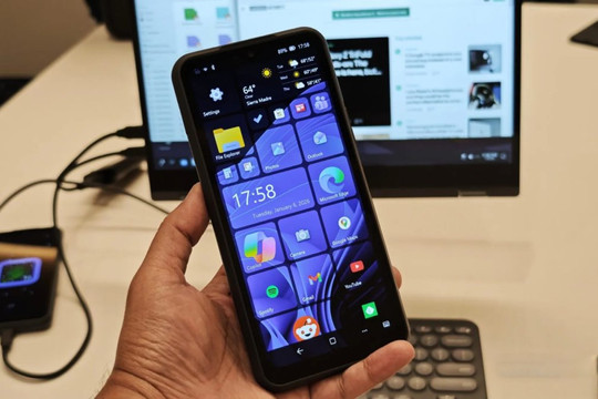Điện thoại NexPhone chạy 3 hệ điều hành dời lịch giao hàng sang tháng 3/2027 do lỗi anten