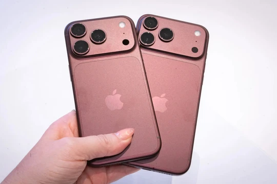 Giá iPhone 18 Pro hạ nhiệt sau nửa tháng lên kệ: Máy mới giảm giá, hàng cũ xuất hiện sớm