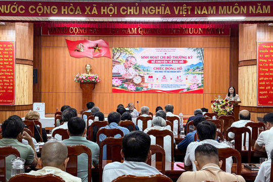 Nâng cao chất lượng sinh hoạt chi bộ