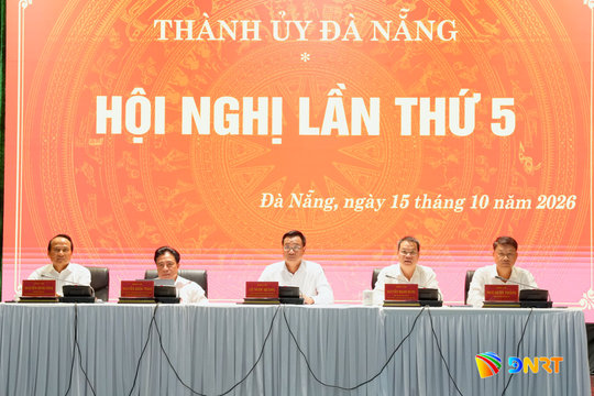 Bí thư Thành ủy Lê Ngọc Quang: Cần chuyển dịch cơ cấu kinh tế, tạo động lực tăng trưởng bền vững