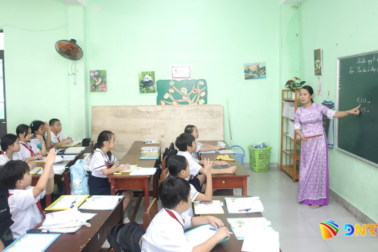 Phường Ngũ Hành Sơn khởi động hoạt động tăng cường dạy tiếng Anh cho gần 9.400 học sinh tiểu học