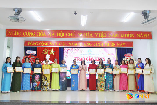Hội LHPN phường An Hải khen thưởng 24 điển hình trong phong trào thi đua