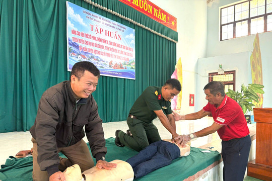 Nam Giang nâng cao năng lực phòng, chống thiên tai