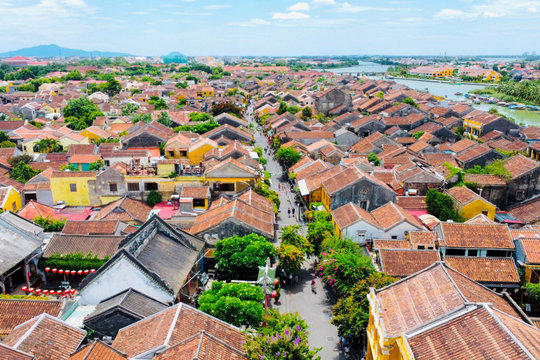 Da Nang receives funding for "City Ecological Route" project