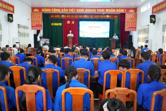 Xã Thăng Phú tổ chức đối thoại giữa Chủ tịch UBND xã với thanh niên
