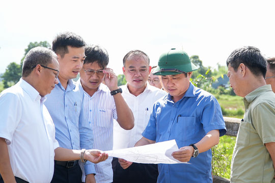 Đầu tư hạ tầng giao thông, kết nối vùng nông thôn, miền núi