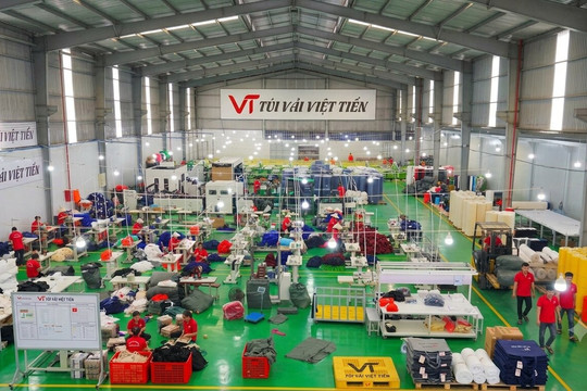 Xưởng sản xuất túi vải Việt Tiến - Nhận may túi vải theo yêu cầu