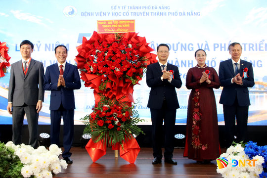 Kỷ niệm 50 năm thành lập Bệnh viện Y học cổ truyền Đà Nẵng