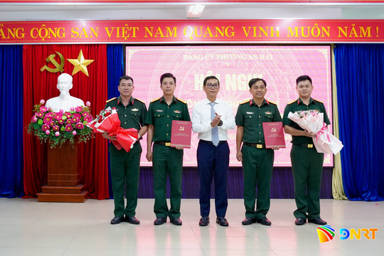 Công bố quyết định thành lập Đảng bộ Quân sự phường An Hải