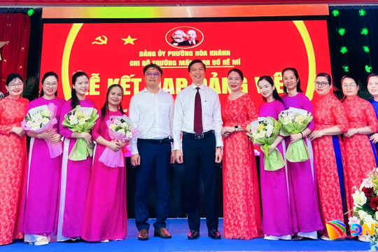 Hòa Khánh chú trọng tạo nguồn, nâng cao chất lượng đảng viên