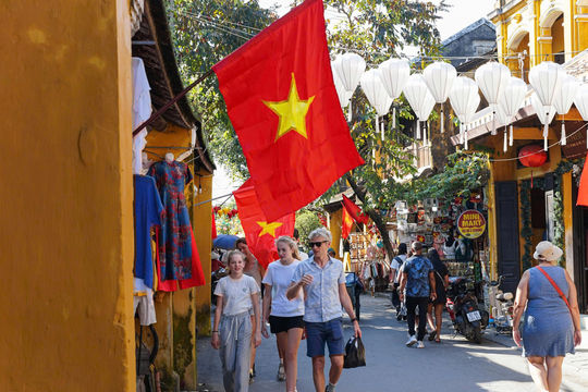 Hội An công bố đường dây nóng hỗ trợ du khách