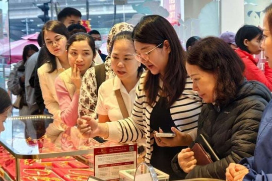 Giá vàng hôm nay 31/10/2026: SJC 136 - 139 triệu đồng/lượng, giảm 2,4 triệu đồng
