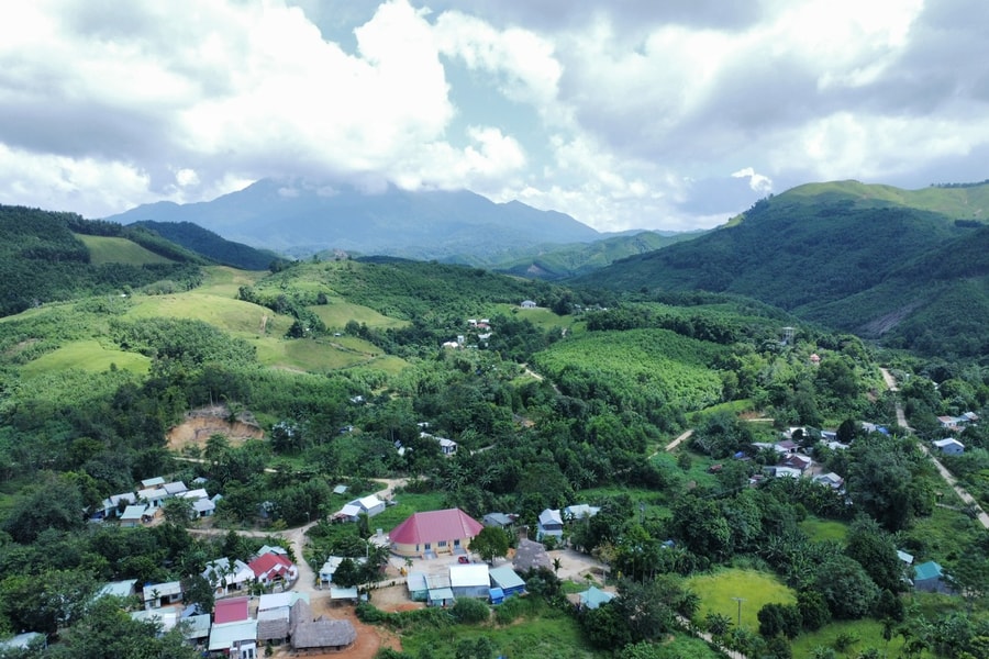 Bút Tưa, từ cơn gió thoảng