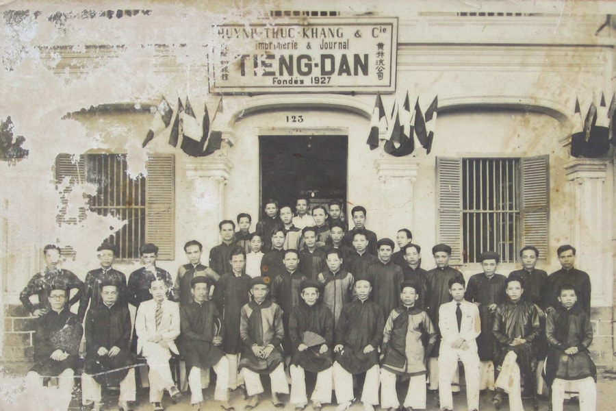 Người Quảng làm báo tại Huế